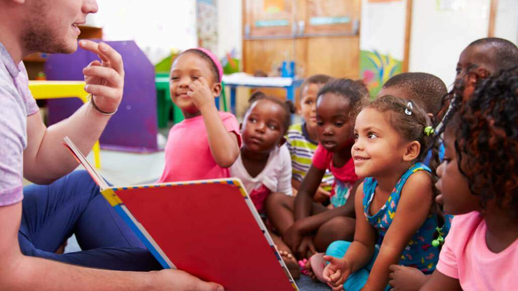 educação (Shutterstock) educação (Shutterstock)