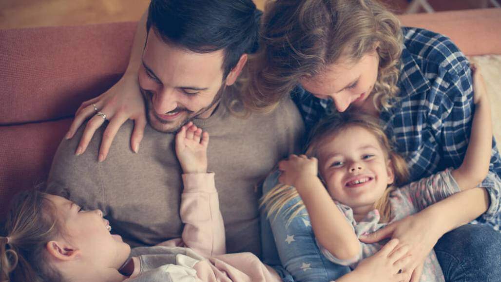 familia jovem (shutterstock) familia jovem (shutterstock)