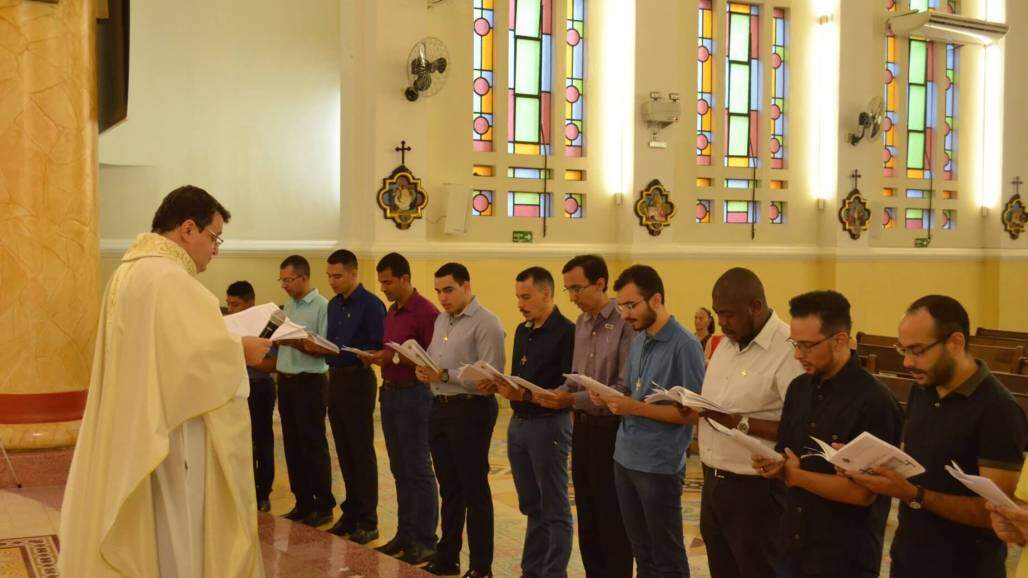 Missa de Abertura do Noviciado de Tietê (4) (Noviciado/Arquivo. ) Missa de Abertura do Noviciado de Tietê (4) (Noviciado/Arquivo. )