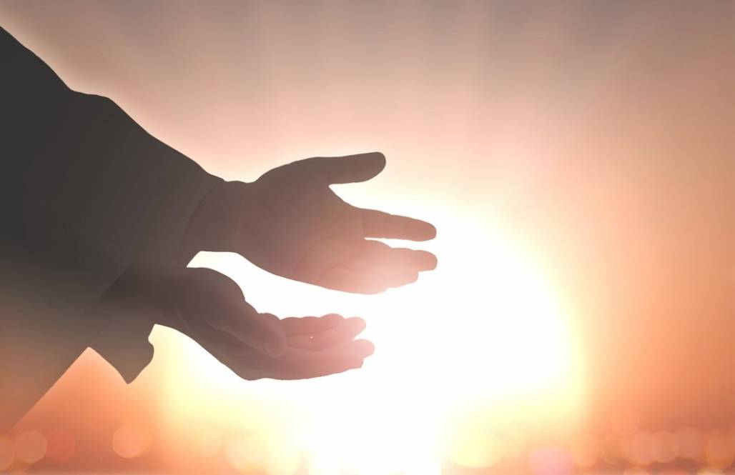 mãos de jesus (Shutterstock)