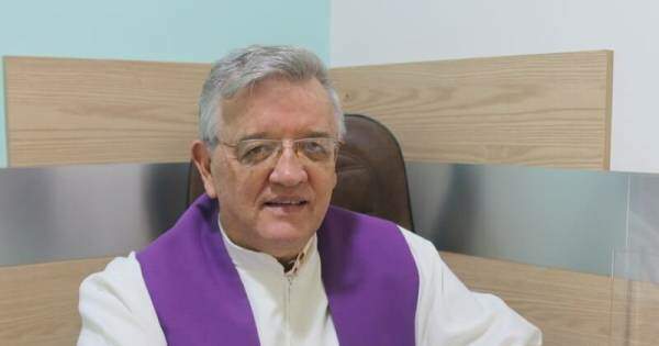 Morre Padre Luiz Carlos de Oliveira, . aos 74 anos 