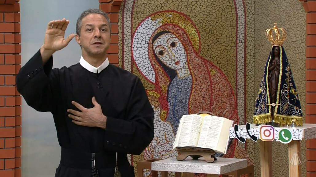 bencao padre camilo (Reprodução) bencao padre camilo (Reprodução)