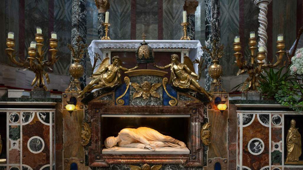 santa-cecilia (Shutterstock) santa-cecilia (Shutterstock)