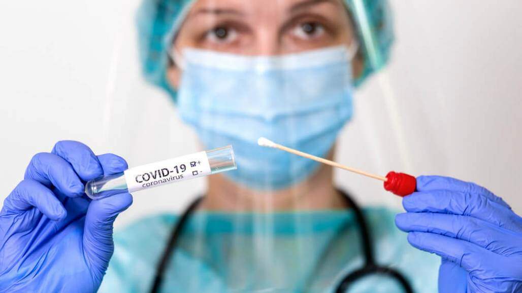 teste covid-19 (Shutterstock) teste covid-19 (Shutterstock)