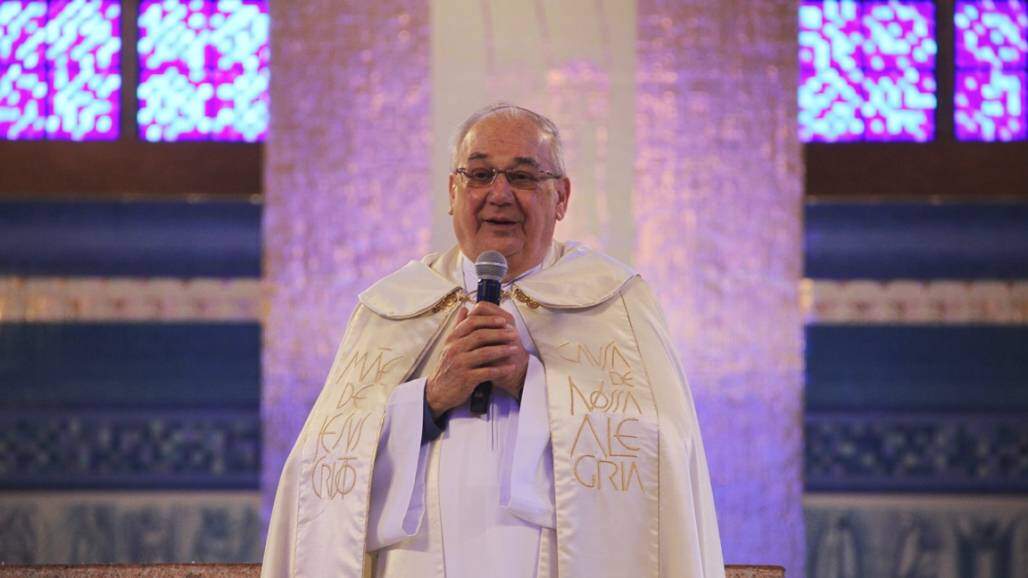 Padre Carlos Artur Novena da Padroeira de 2018 no oitavo dia (Matheus Andrade) Padre Carlos Artur Novena da Padroeira de 2018 no oitavo dia (Matheus Andrade)