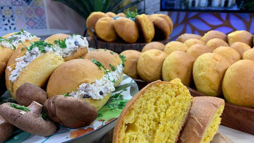 Pão caseiro de abóbora (Produção Santa Receita) Pão caseiro de abóbora (Produção Santa Receita)