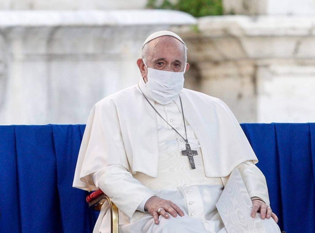 Papa Francisco usando máscara (Riccardo De Luca - Update/ Shutterstock) Papa Francisco usando máscara (Riccardo De Luca - Update/ Shutterstock)