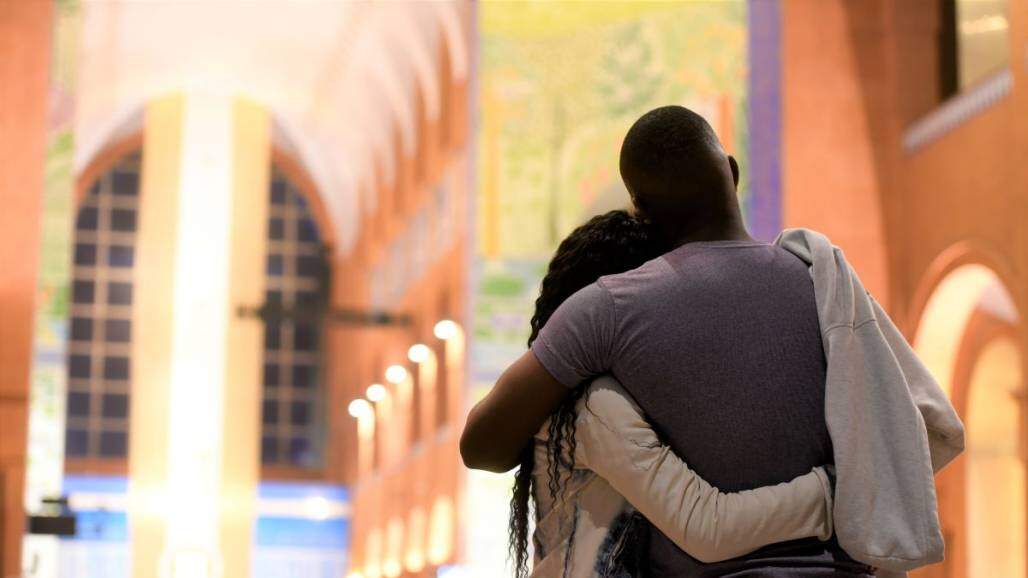 Casal no Santuário de Aparecida (Thiago Leon) Casal no Santuário de Aparecida (Thiago Leon)