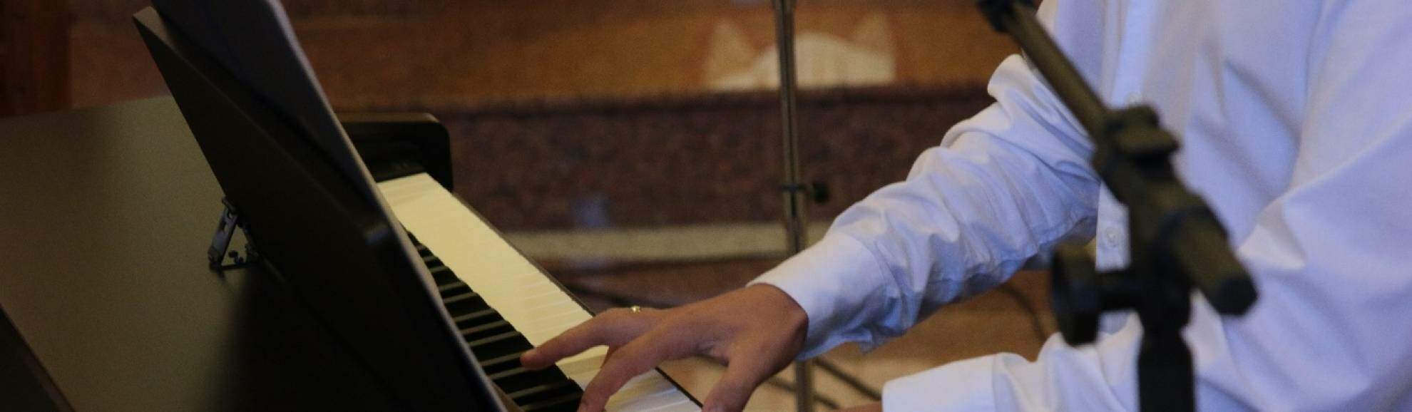 musica na novena (Divulgação) musica na novena (Divulgação)