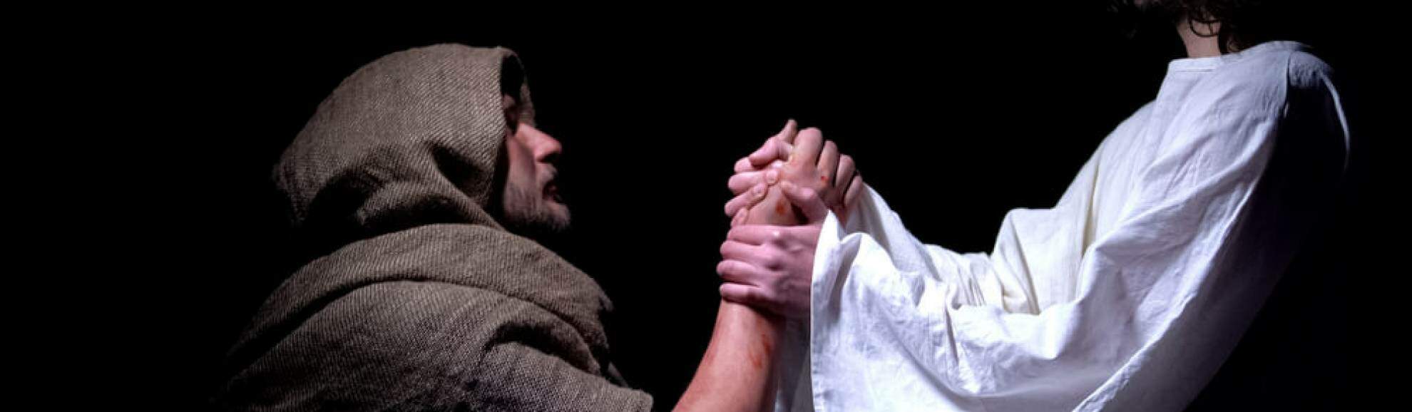 Jesus de mãos dadas com uma pessoa; homem; jovem (Shutterstock/ Motortion Films) Jesus de mãos dadas com uma pessoa; homem; jovem (Shutterstock/ Motortion Films)