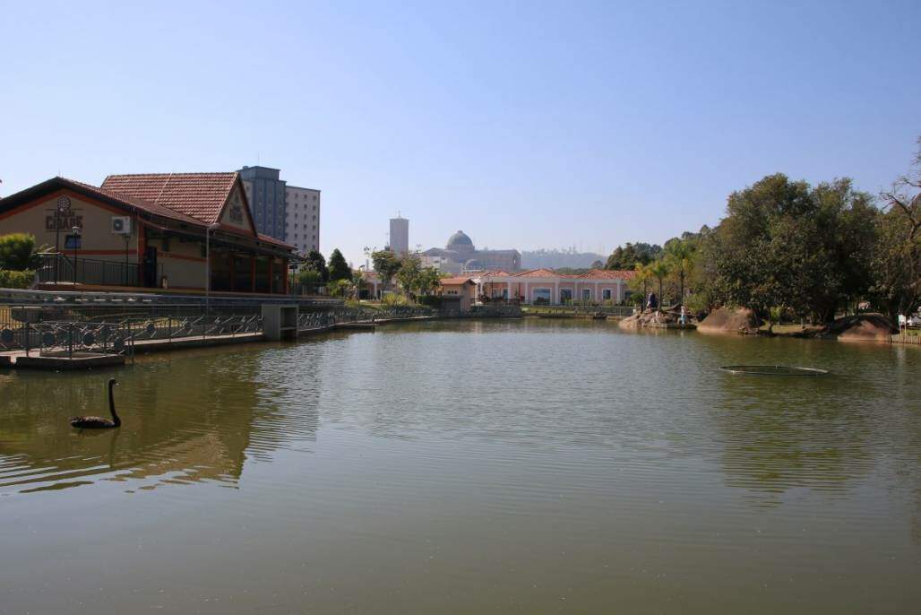 Cidade do Romeiro em Aparecida (Marília Ribeiro) Cidade do Romeiro em Aparecida (Marília Ribeiro)