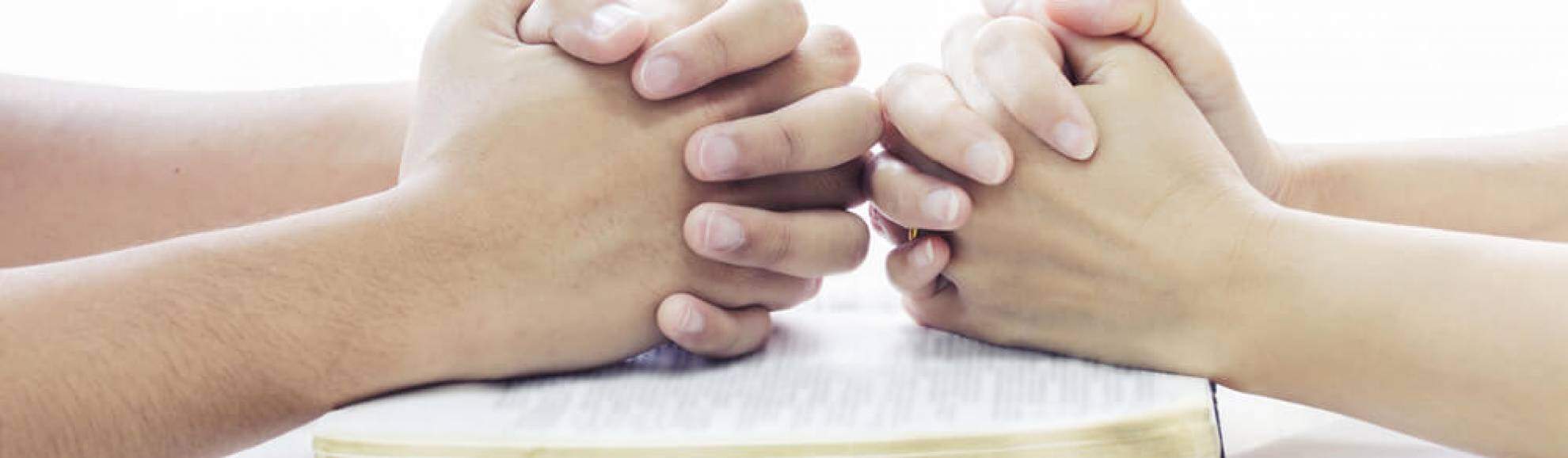 biblia-oracao (Shutterstock) biblia-oracao (Shutterstock)