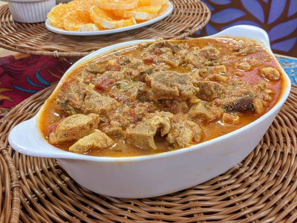 Curry de porco (Produção Santa Receita) Curry de porco (Produção Santa Receita)