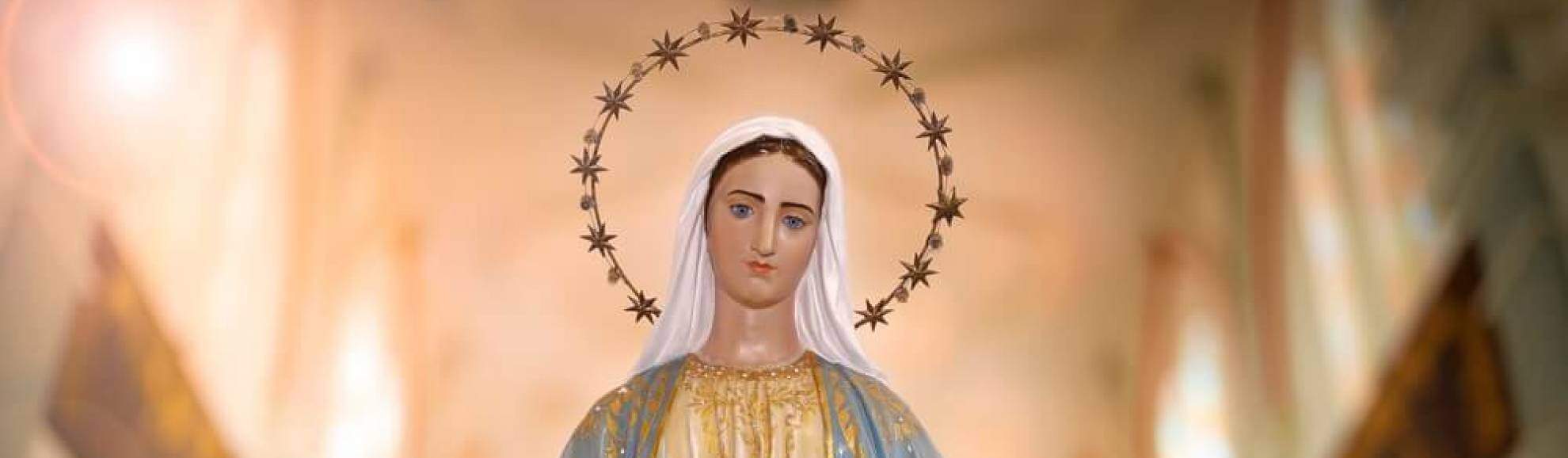 Nossa Senhora das Graças (Sidney de Almeida/ Shutterstock) Nossa Senhora das Graças (Sidney de Almeida/ Shutterstock)