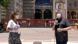 Jéssica Fernandes e Pe. Luiz Cláudio