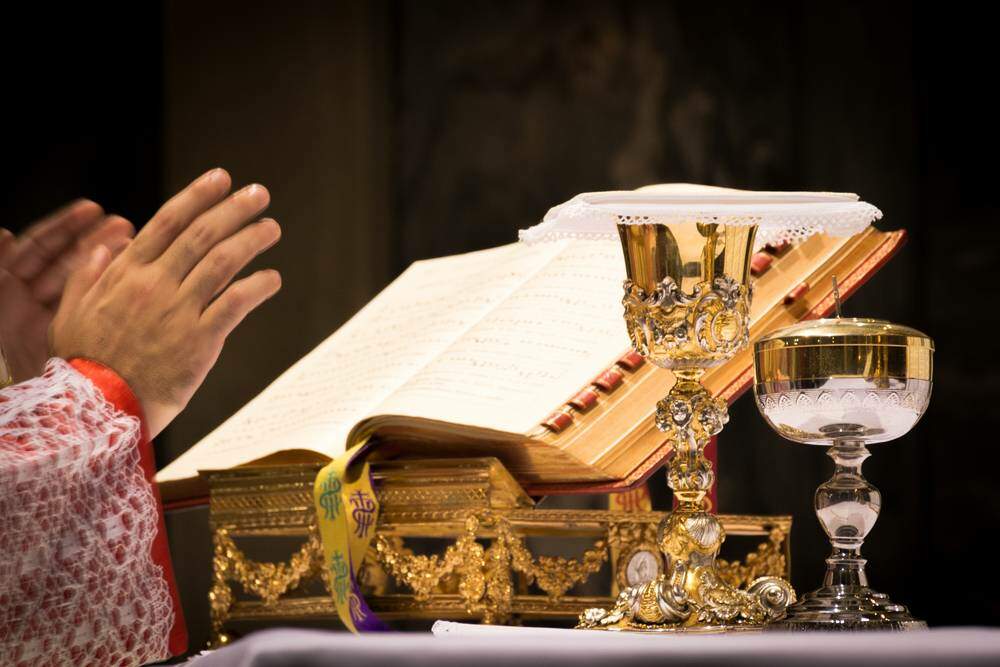 Você sabe para que serve o Missal Romano?
