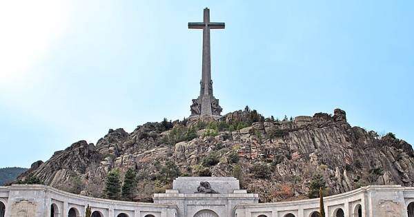 La cruz más grande del mundo podría ser derribada en España