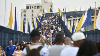 Passarela da Fé durante o 12 de outubro