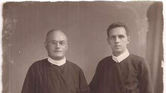 Pe. Afonso Zartmann, pregador e Pe. Vítor Coelho na época de sua 1ª missa