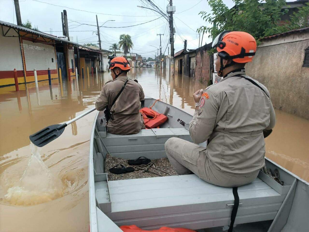 Arquidiocese pede doações para vítimas do temporal no Rio de Janeiro