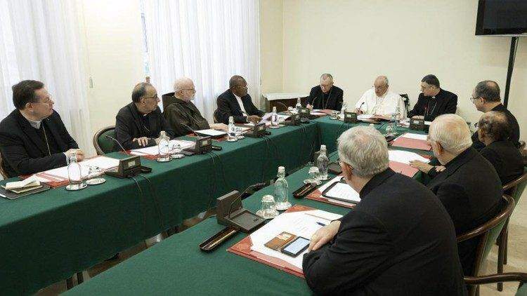 Conselho dos Cardeais se reúne em Roma