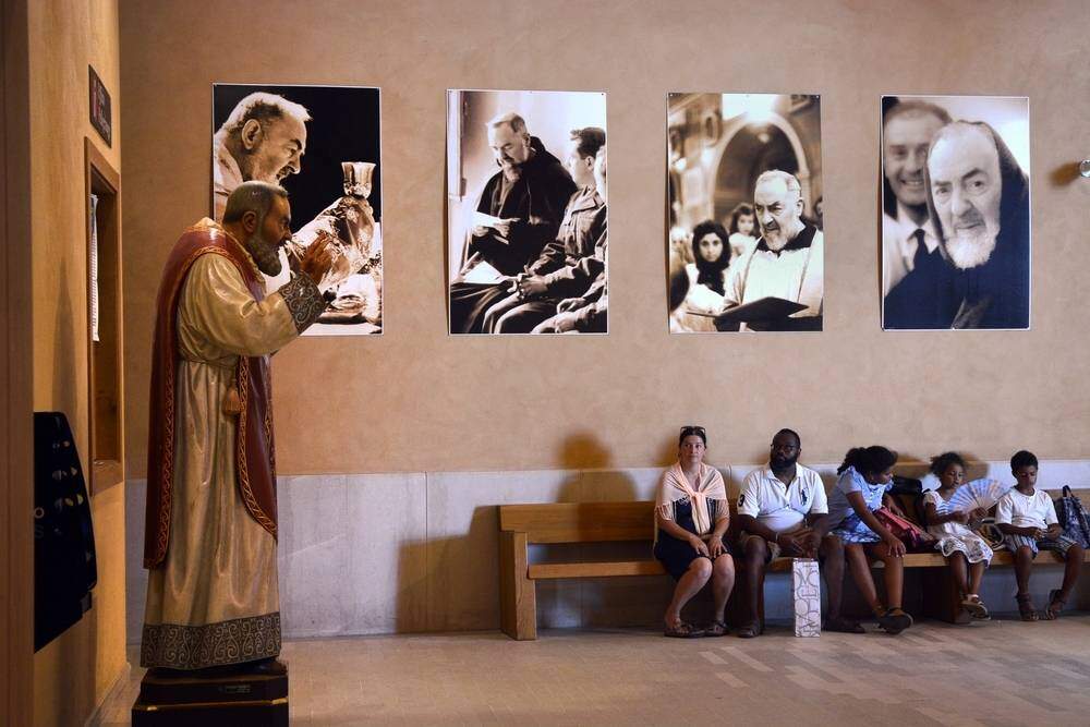 10 fotos inéditas de São Padre Pio serão divulgadas