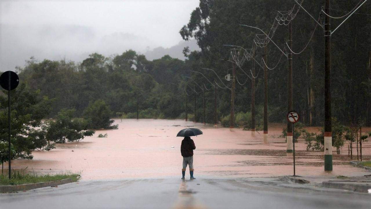  Rede Aparecida apoia vítimas das enchentes 
