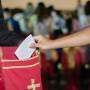 Qual a diferença entre oferta, espórtula e dízimo?