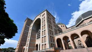 Fachada Oeste da Basílica de Aparecida