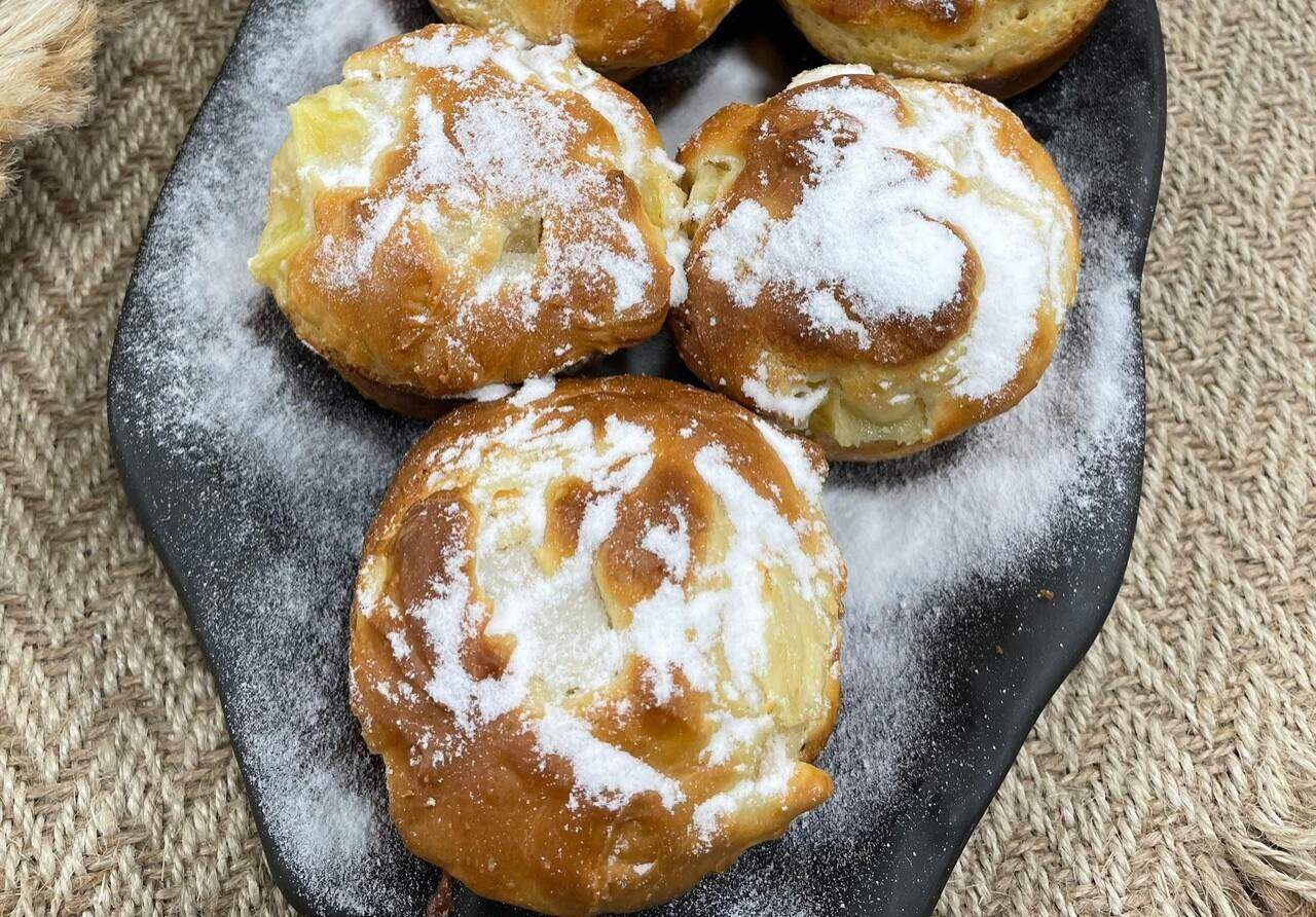 Pão de Abacaxi - Santa Receita