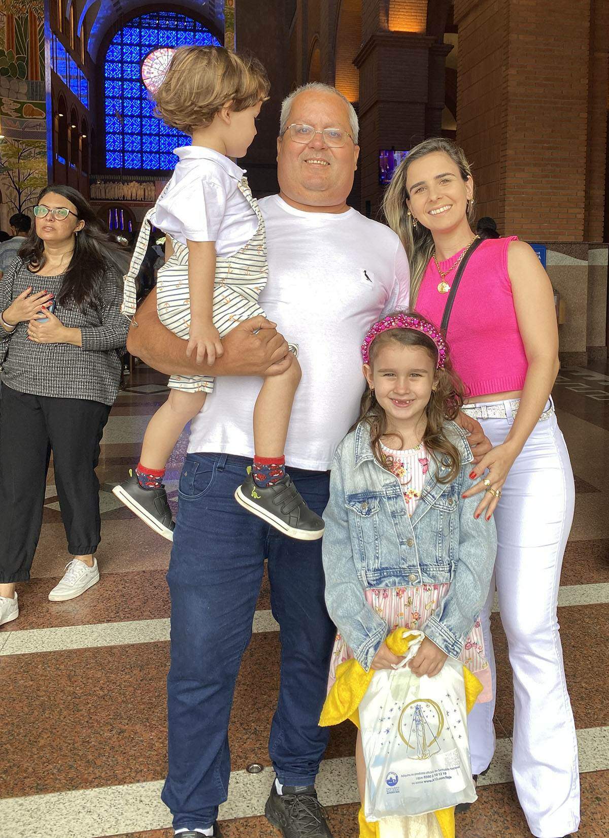 Joyce Aparecida  Azevedo Cordeiro e família, Santo Antônio de Pádua/RJ