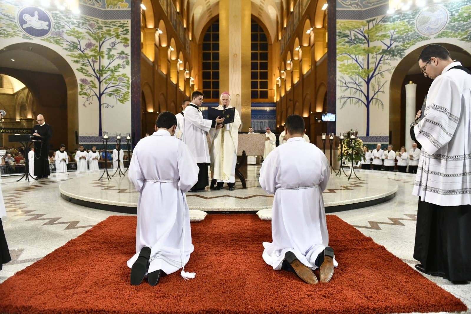 O que é a celebração de Ordenação Diaconal?