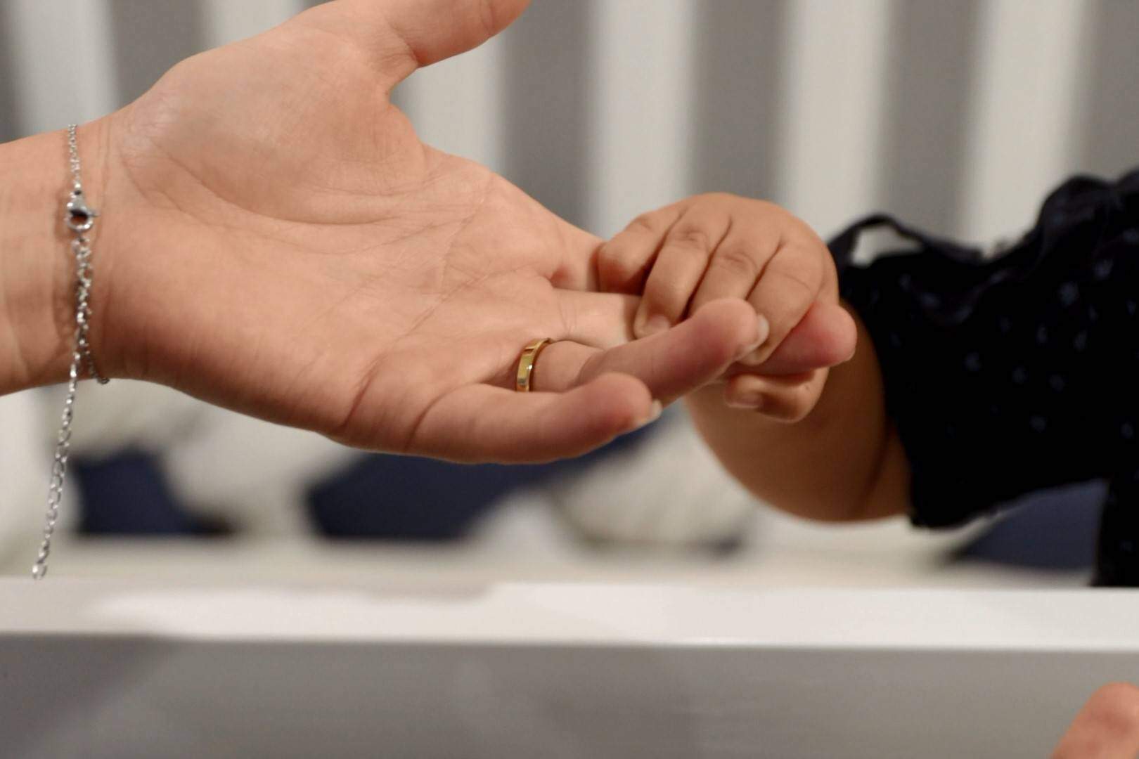 Reportagem da TV Aparecida mostra a realidade das mães solo