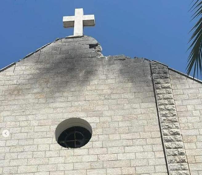 Papa pede orações e cessar-fogo após ataque à única igreja católica em Gaza