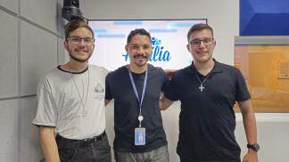 sEMINARISTAS Cauã Palladino e Thiago Losch