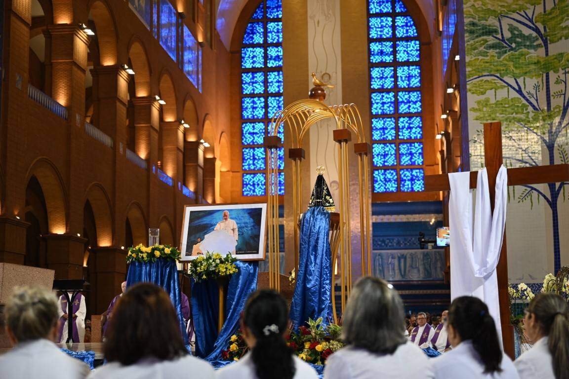 Beatriz Bedendo/ Santuário Nacional