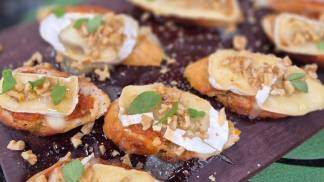 brusqueta-nozes-brie-sdv