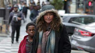 sob-as-escadas-de-paris (3)