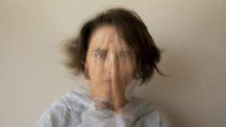 Mulher com transtorno bipolar