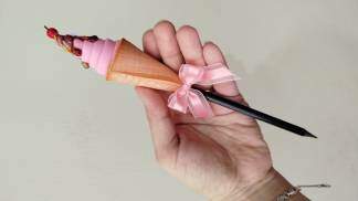Ponteira-de-lápis-sorvetinho-em-eva-faça-você-mesmo
