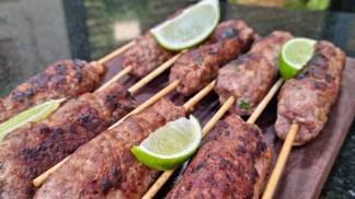 espetinho-de-carne-sabor-de-vida