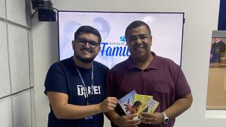 Daniel Siqueira, representante da Editora Santuário no Bom Dia em Família