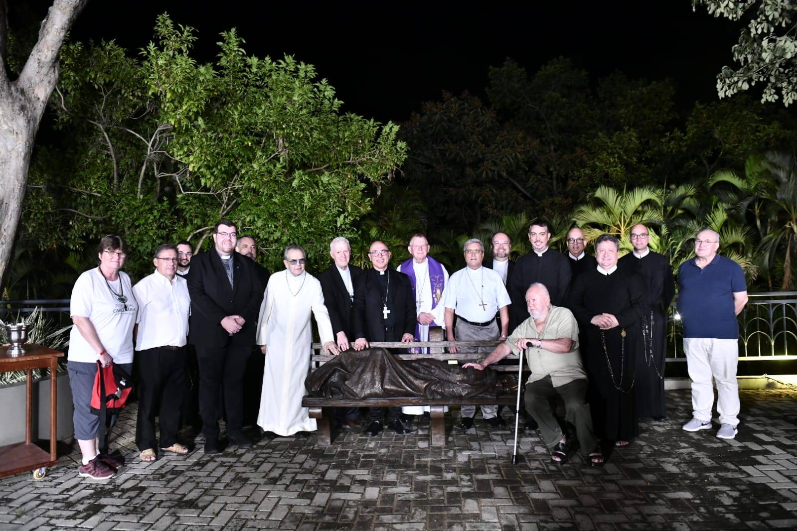 Monumento Jesus Sem Teto é inaugurado no Santuário Nacional