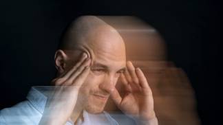 Homem com labirintite