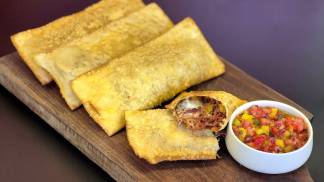 pastel-de-banana-com-carne-seca-sabor