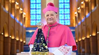 Dom Mário Antonio da Silva - Altar Central 