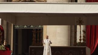 papa leão xiv discursa na praça são pedro