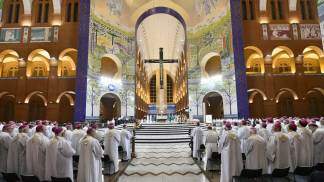 Missa_de_abertura_Assembleia_Geral_da_CNBB_no_Santuario_Nacional_2022-660356