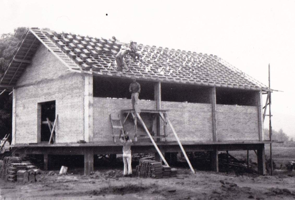 Construção do Prédio do Transmissor da AM em 07 de março de 1977