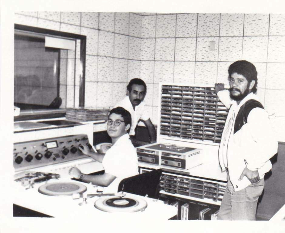 Discotecários e programadores na década de 1980